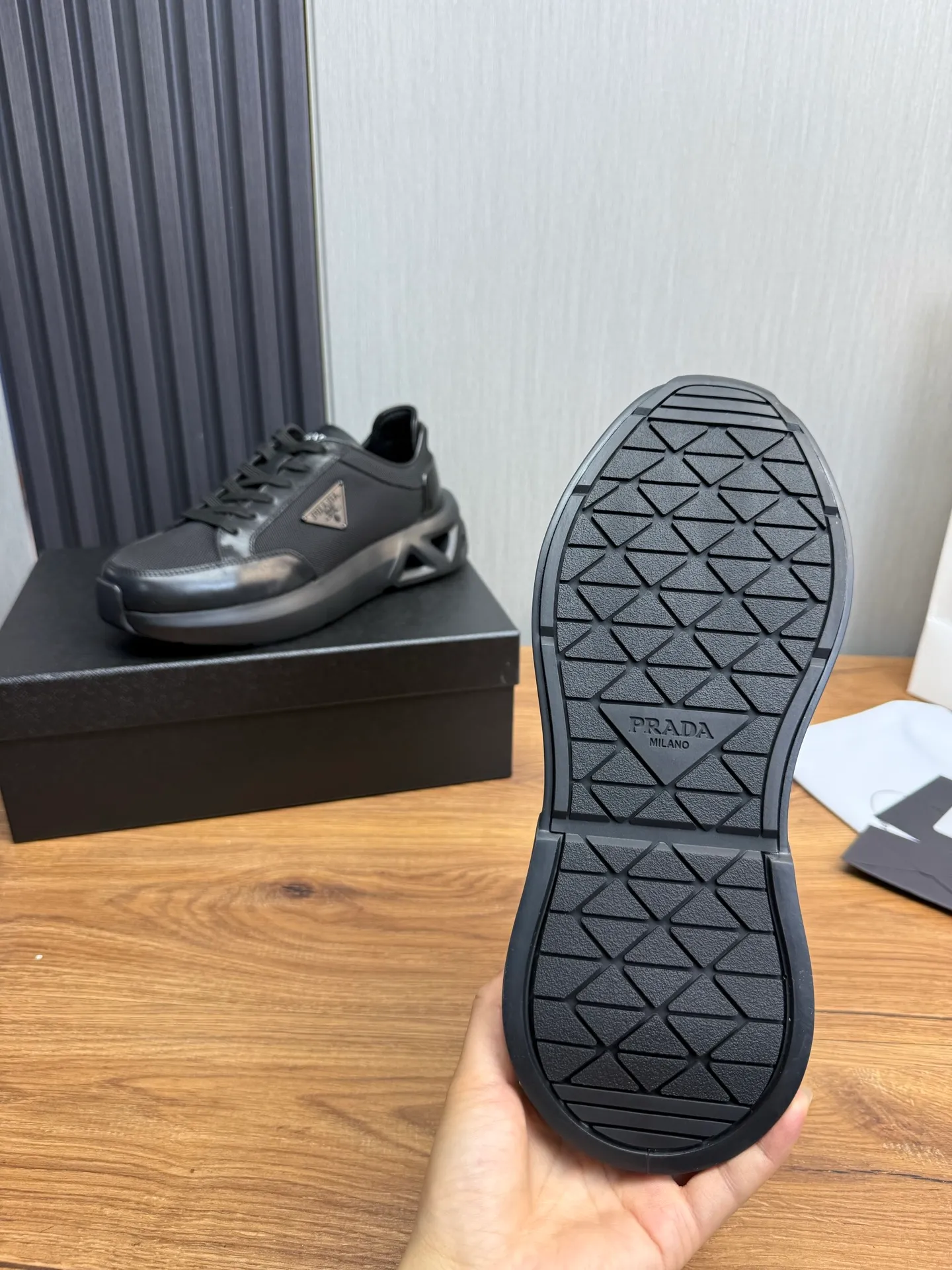 Men's shoes 💰760💰 [PRADA] New models synchronized with the official website, high-quality shipments ✔️Best sellers🔥 Original cowhide + cowhide lining, 1🆚1 replica, original original sole, 38-45 (men's 38.45 custom-made, non-refundable)